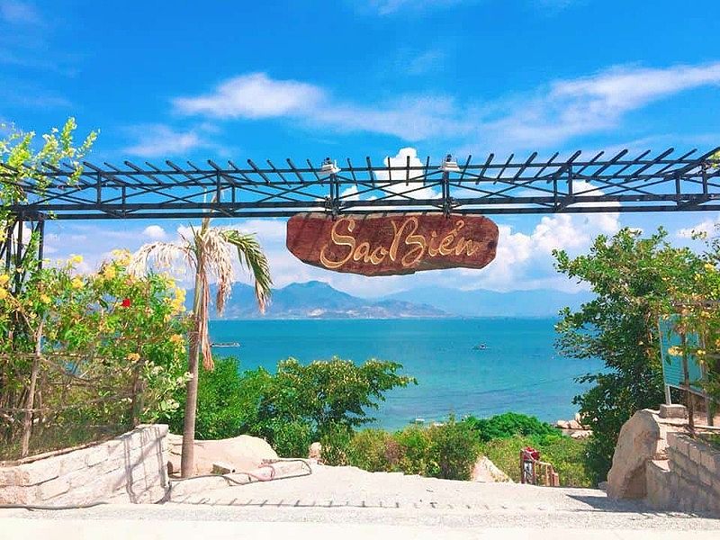 Bãi biển đẹp tại Resort Sao Biển Cam Ranh