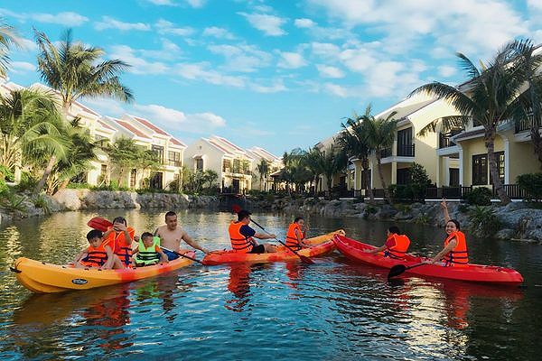 Nhà hàng tại Koi Resort Hội An