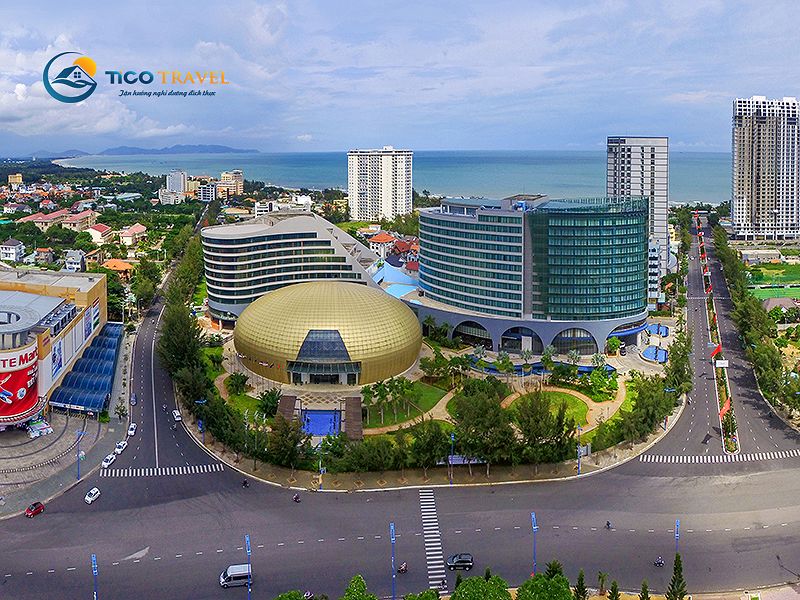 Tropicana Beach Resort Long Hải